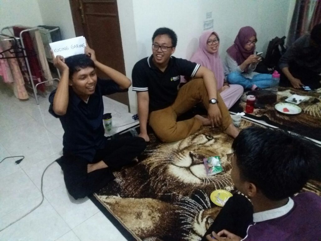 Games pencair suasana